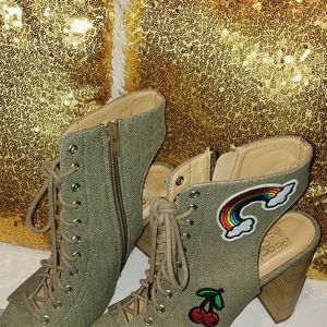 DENIM strap heels w/Lace